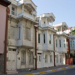 Across the Sea, Toward the Hills